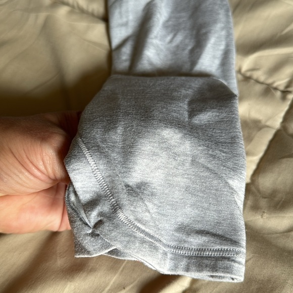 Athleta Sz. M Pullover with Hood - Picture 5 of 6